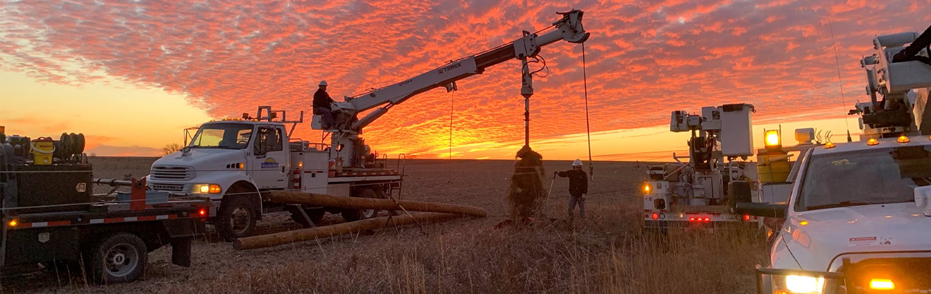 Sunset pole set