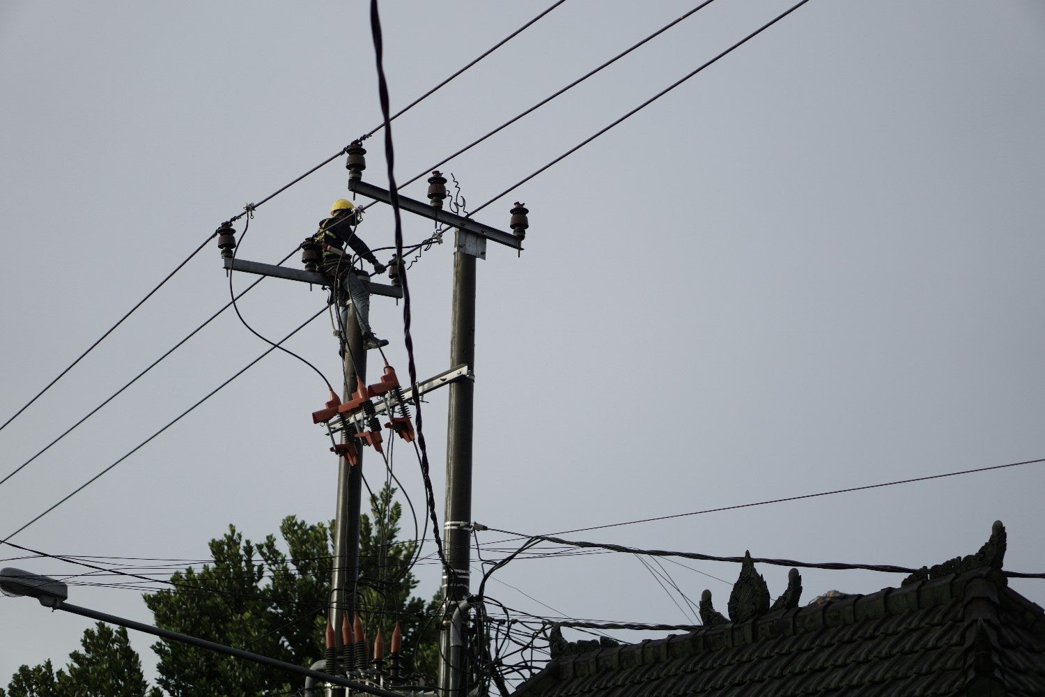 Outage Information and Reporting